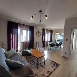 https://family-apartment-cathy.in-istria.net